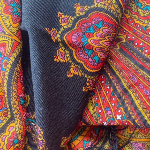 Pavlovo Posad Scarf Shawl Russian Tradition - Picture 3 of 8